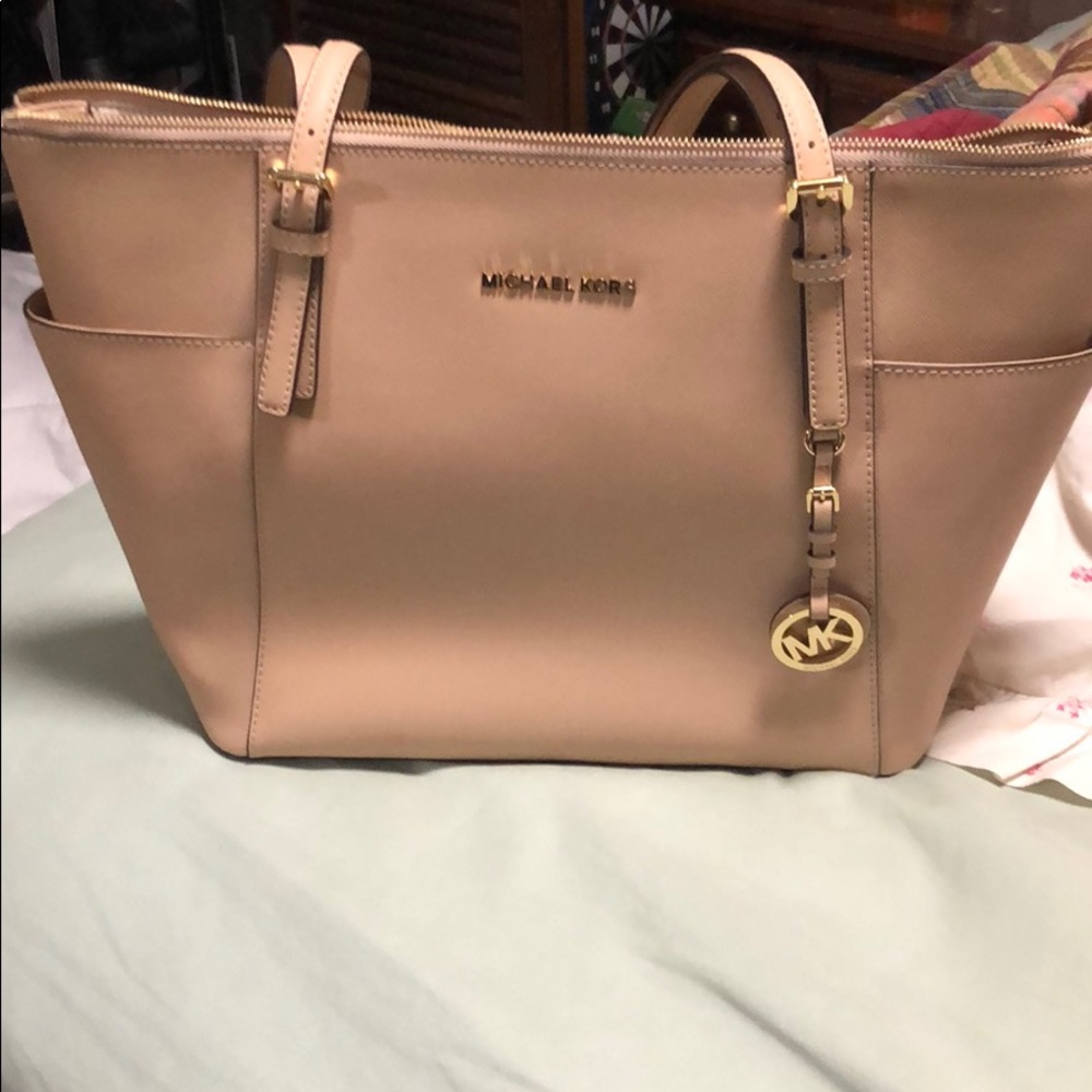 NWOT AUTHENTIC MICHAEL KORS TOTE